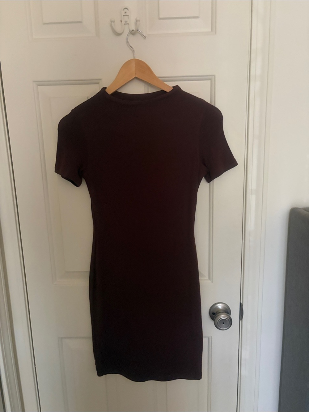 Short Sleeve Mini Dress in Dark Brown